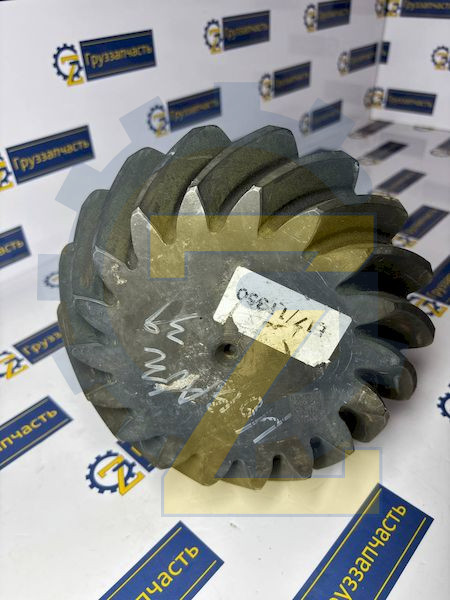 Шестерня ведущая дифференциала среднего моста FAW J6 (8х4, 6х6) Оригинал